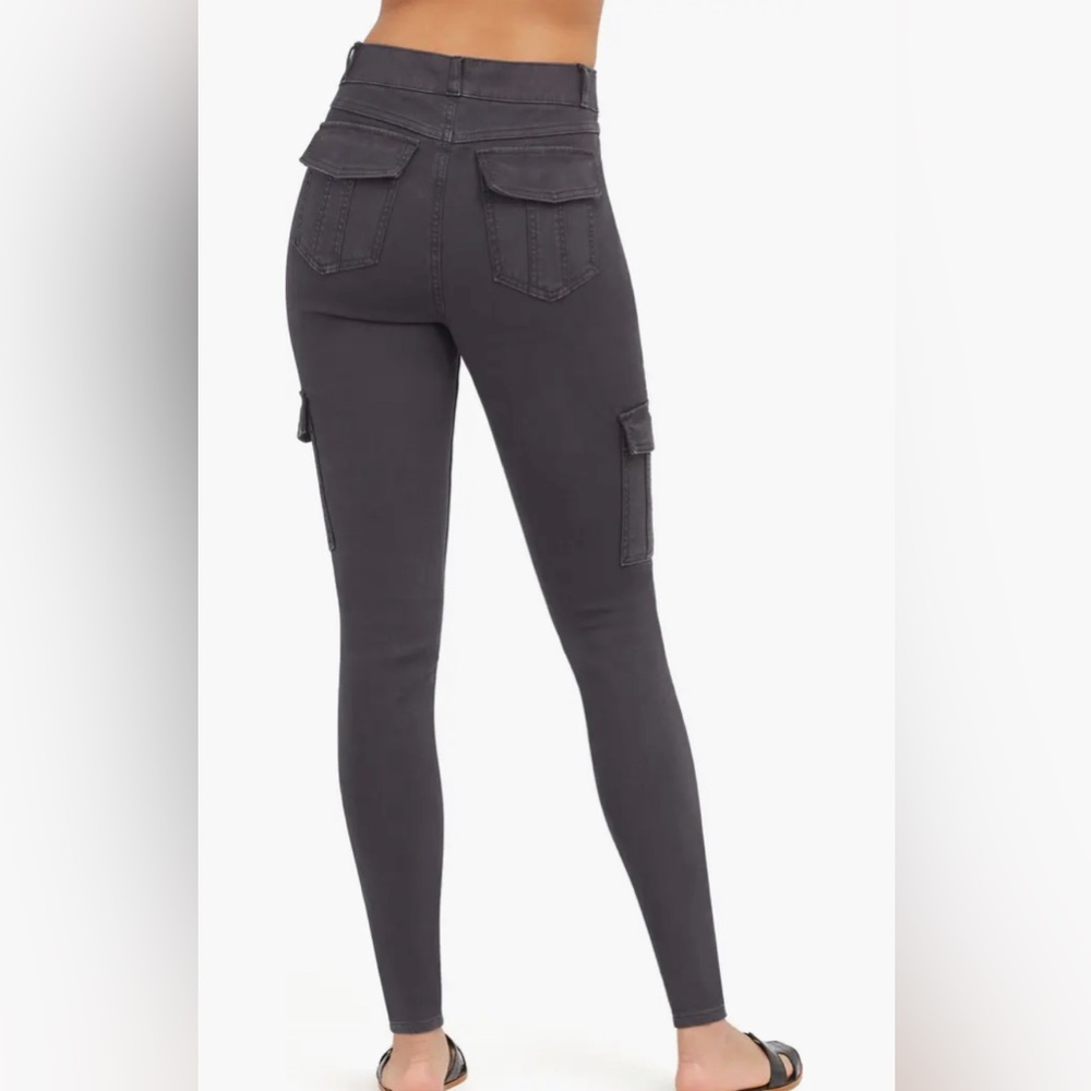 NEW SPANX - Stretch Twill Ankle Cargo Pants - Picture 3 of 8
